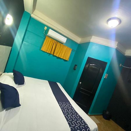 מונטריי Hotel Torre מראה חיצוני תמונה